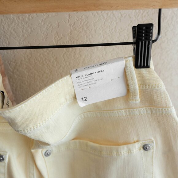 J. Jill Denim NWT Size 12 Sunshine Yellow Kick Flare Jeans Ankle Raw Hem Pants - Picture 2 of 8